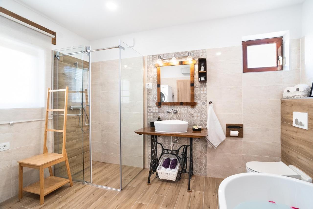 Boutique House Rustikana By Locap Group Izola Esterno foto