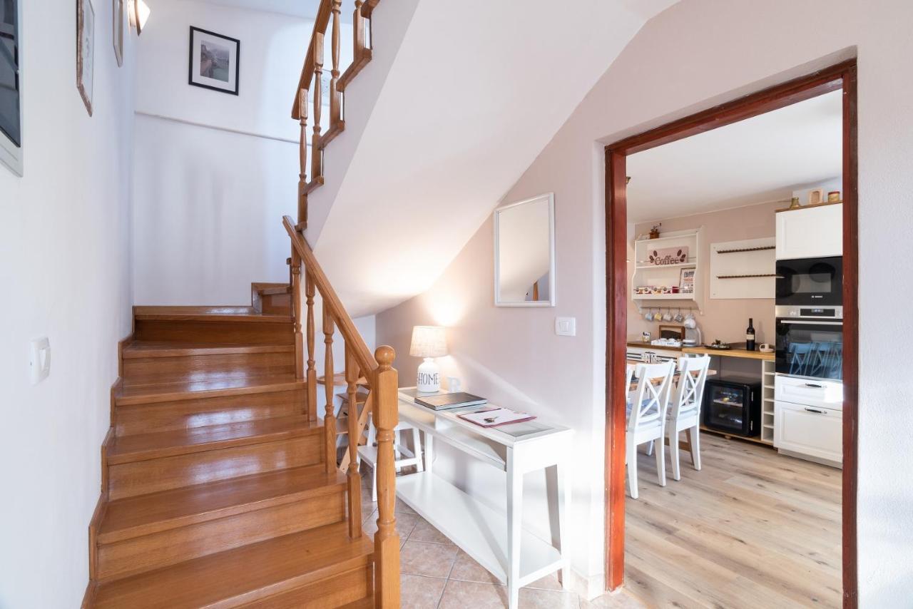 Boutique House Rustikana By Locap Group Izola Esterno foto
